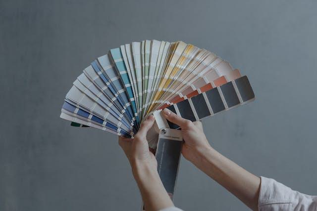 come scegliere una tinta per le pareti esterne della casa
